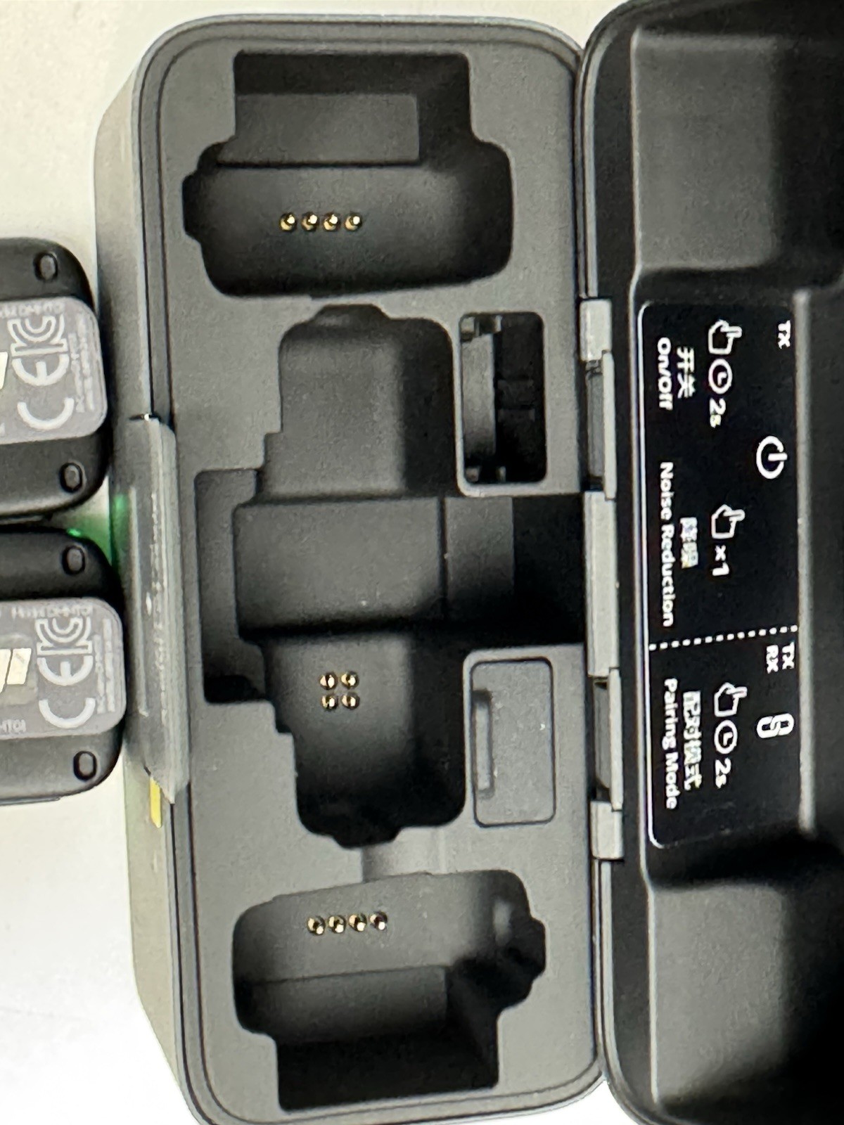 DJI Mic Mini TRANSMITTER X 2 - CHARGING CASE - WINDSCREEN X 2-