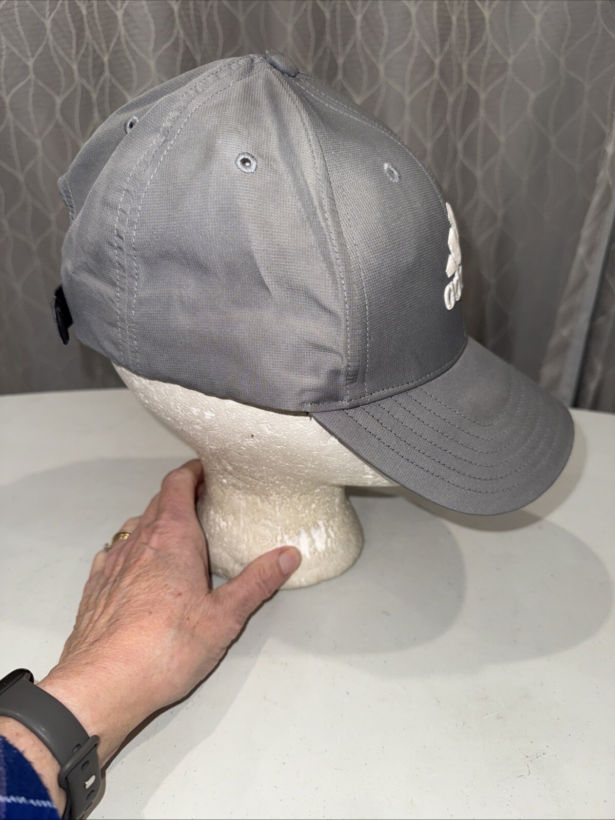 Adidas w Logo in White on Gray Polyester Light Weight Gray Hat Cap Hook Loop EUC