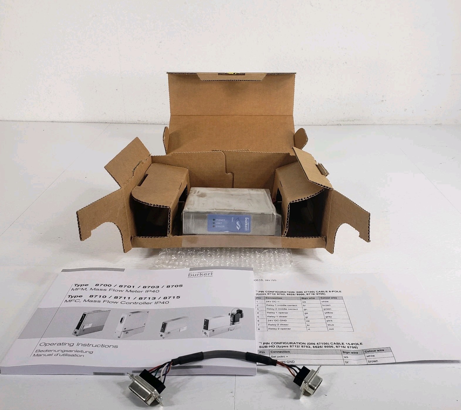 Burkert 9811153 Mass Flow Controller 8711 IP40 35-20 SLPM Eppendorf P0460-7680C5