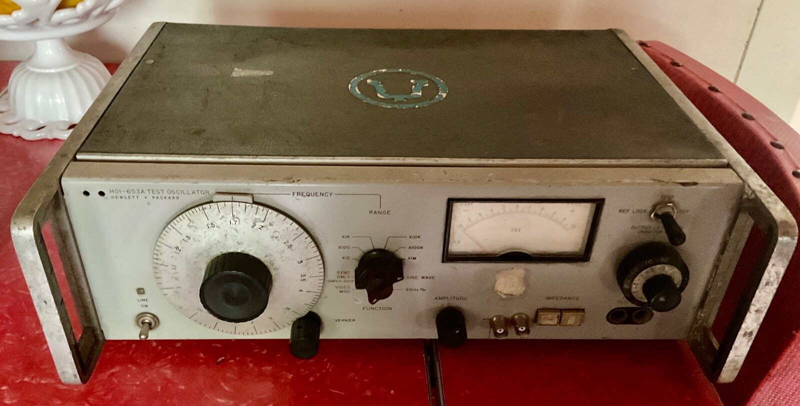Vintage Hewlett Packard HP HOI-653A Test Oscillator works tested 1