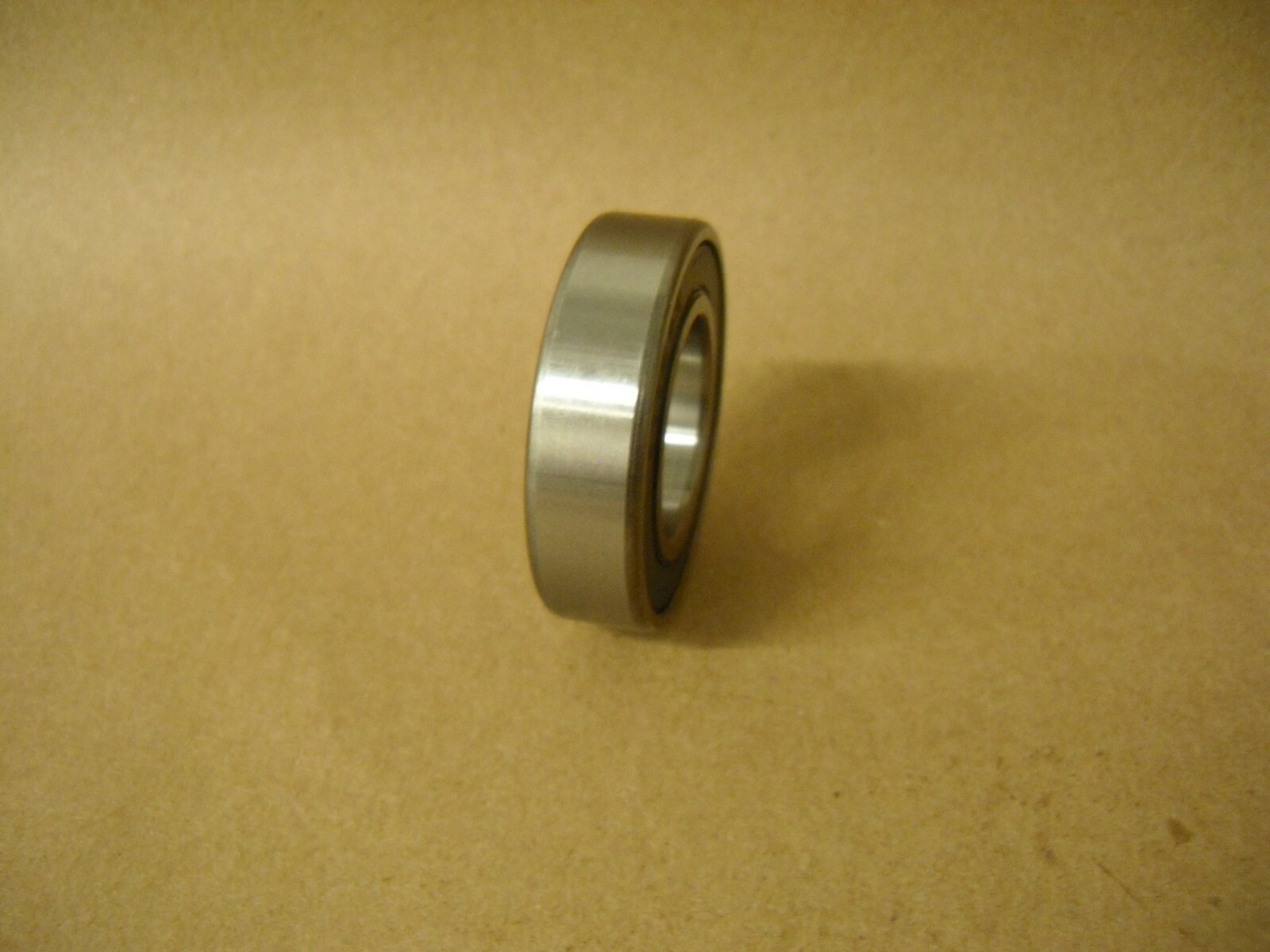 (Qty 10) 6005-2RS BALL BEARING