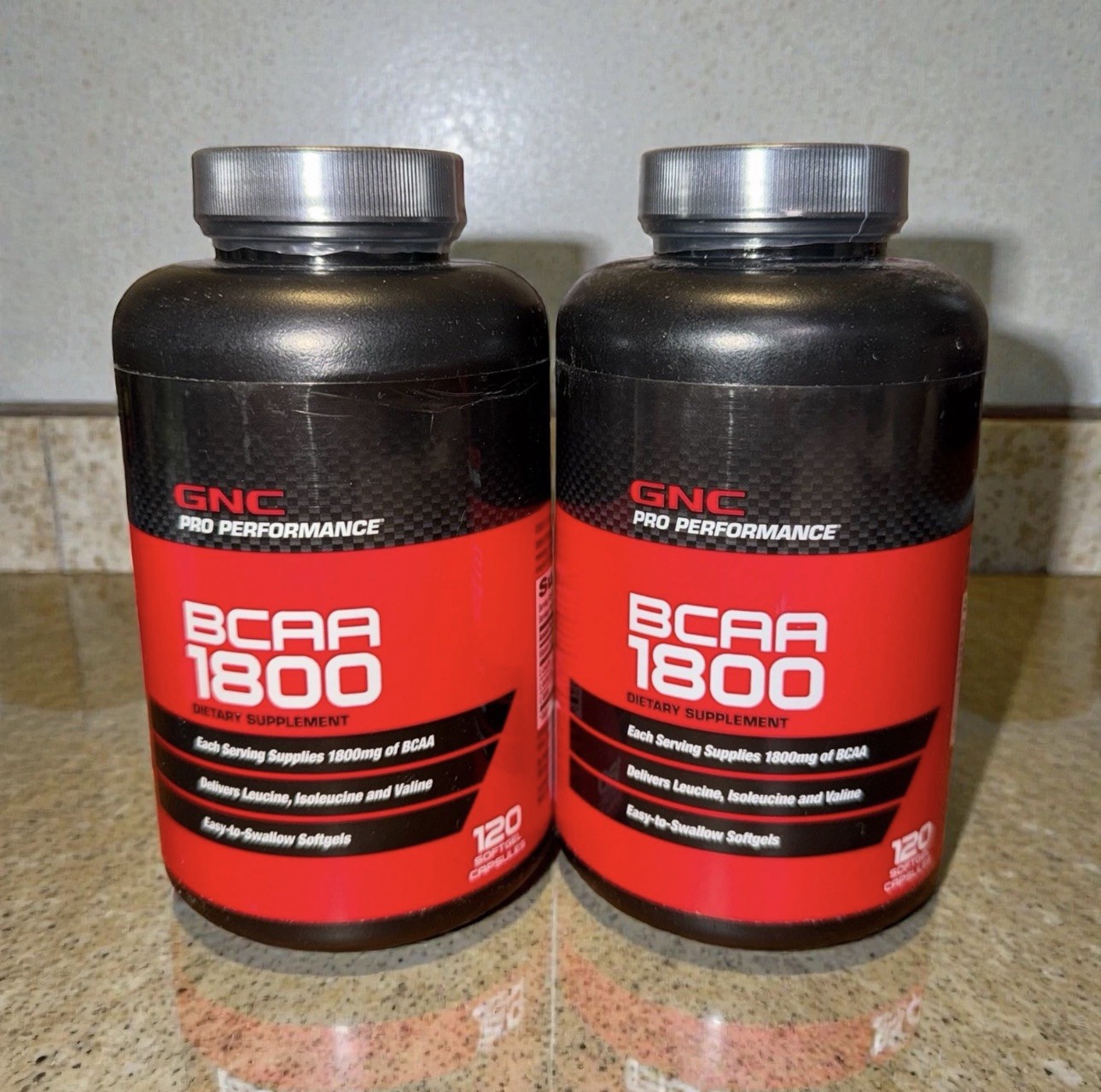 GNC - PRO PERFORMANCE BCAA - 1800mg Amino - 240 Capsules - 40 Serv - Exp: 11/26