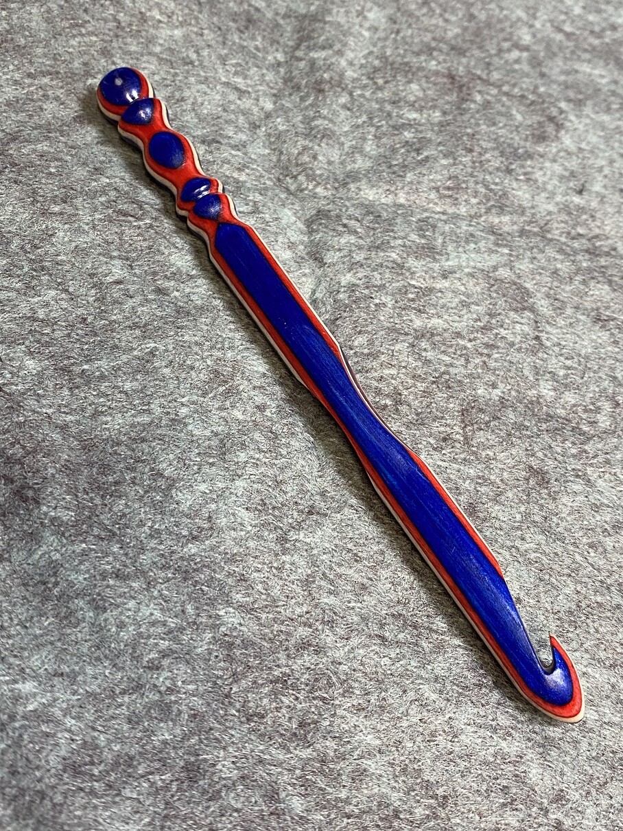 Hand carved USA - Red/White/Blue Patriotic  Wood YARN  CROCHET HOOK  size N