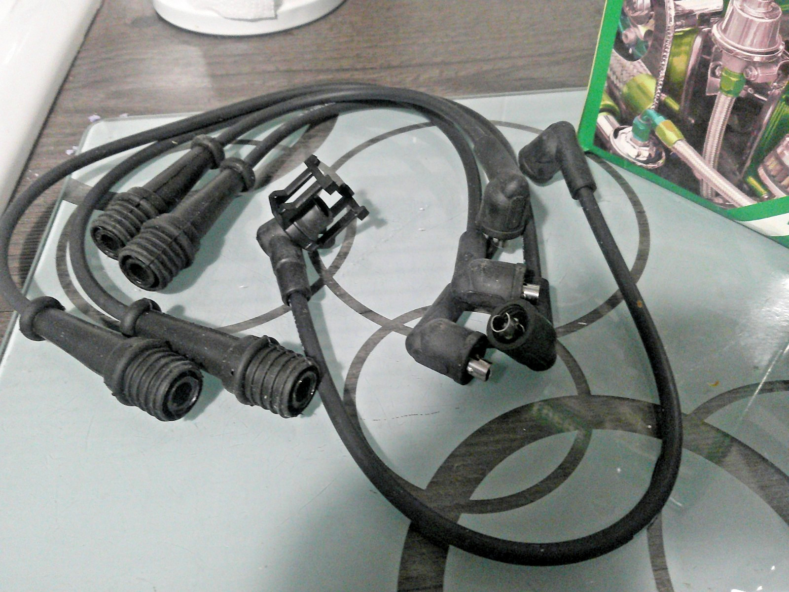 RENAULT TRAFFIC/ESPACE/18/21/25 LUCAS SPARK LUG LEAD SET NEW