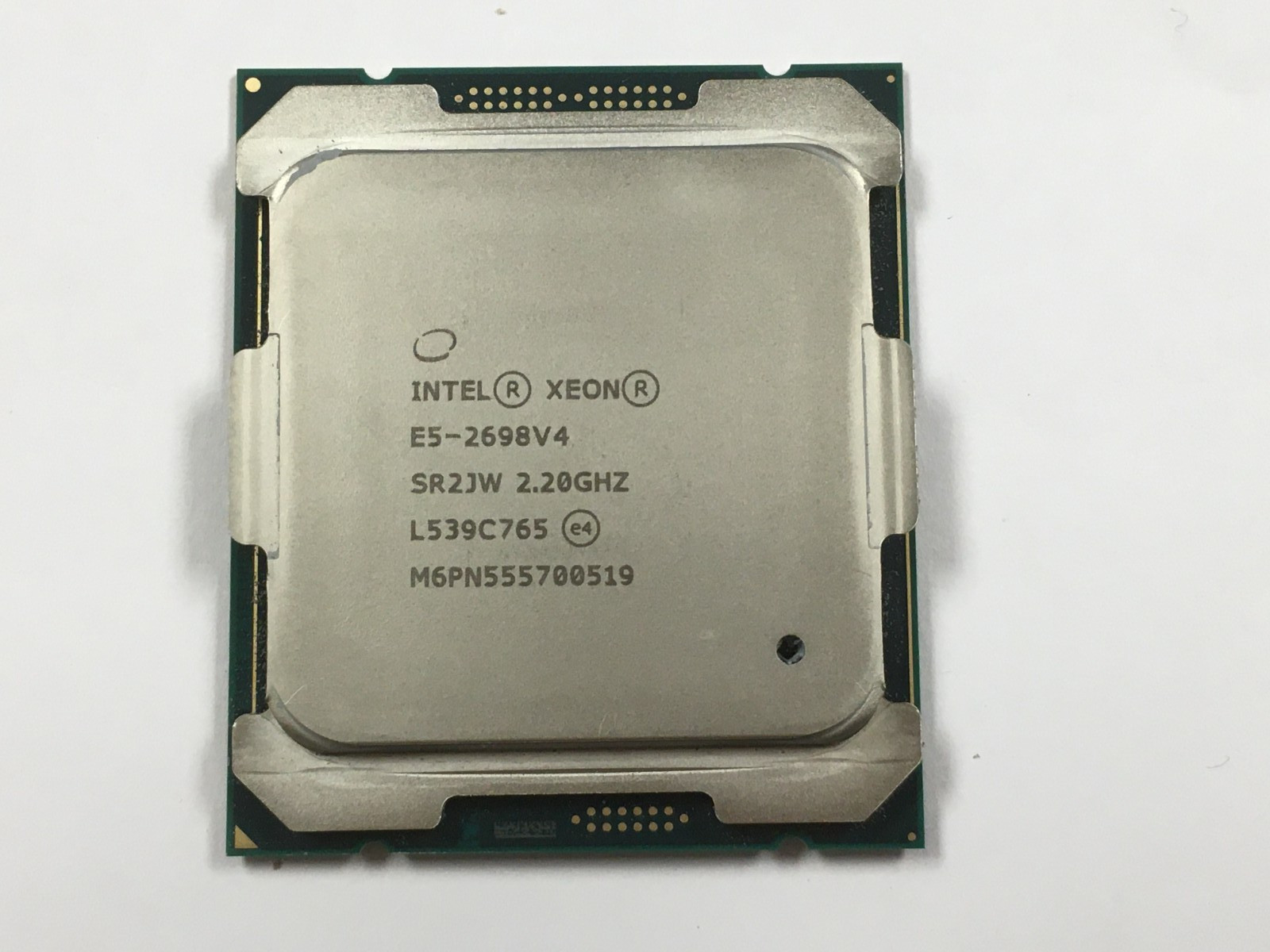 Intel Xeon E5 - 2698V4 / SR2JW  2.20GHz 50MB 20-Core CPU LGA 2011