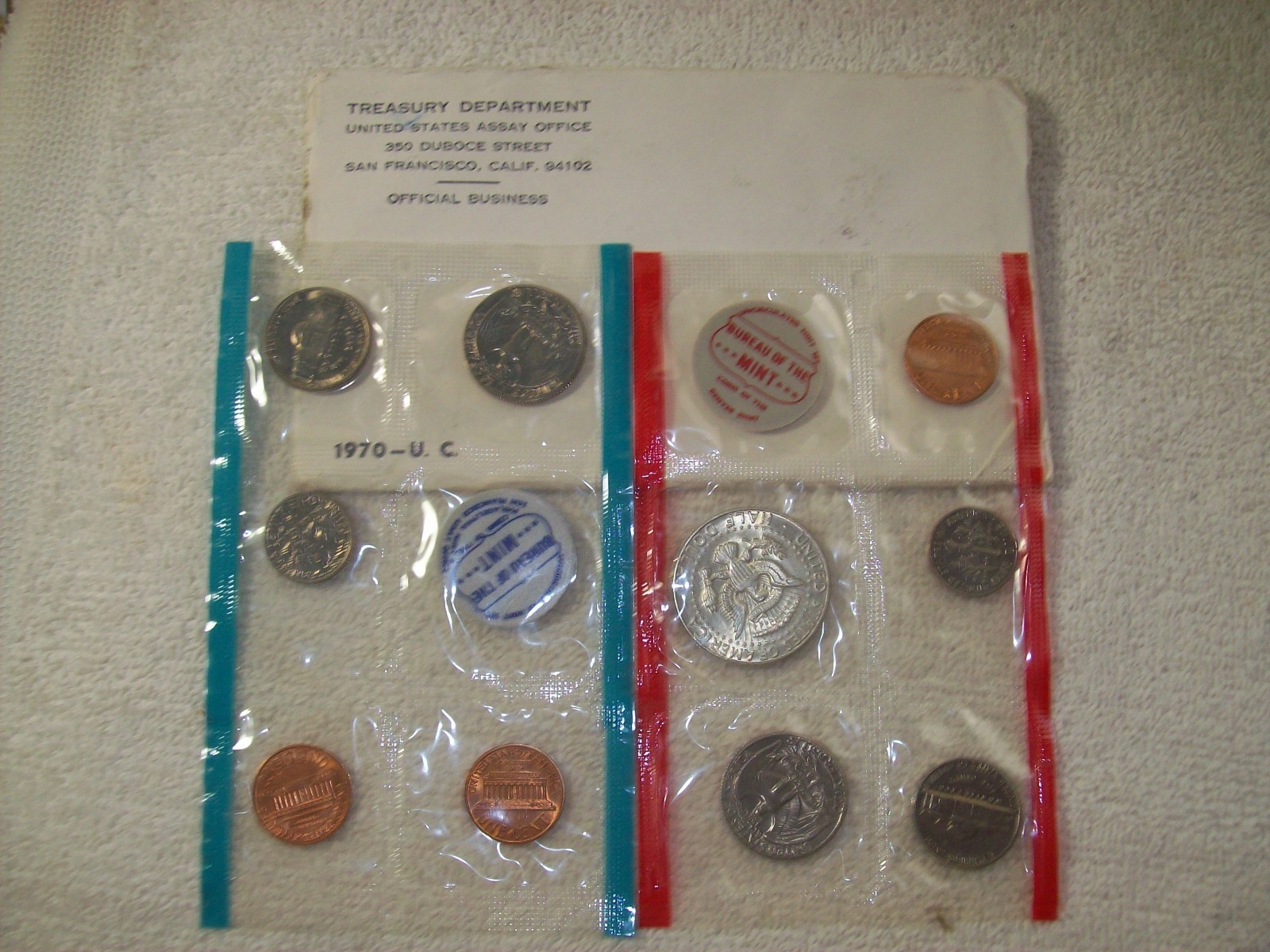 1970 PDS MINT SET WITH 40% SILVER KENNEDY HALF