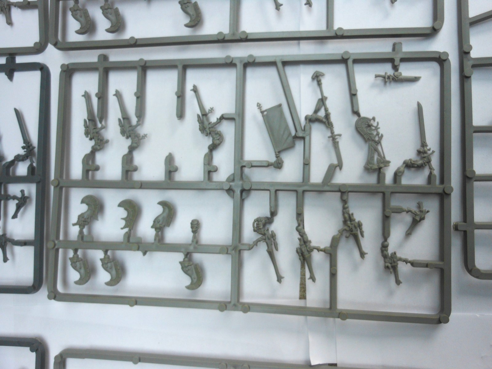 Warhammer 40k Eldar Dire Avengers Games Workshop Bits incomplete sprues