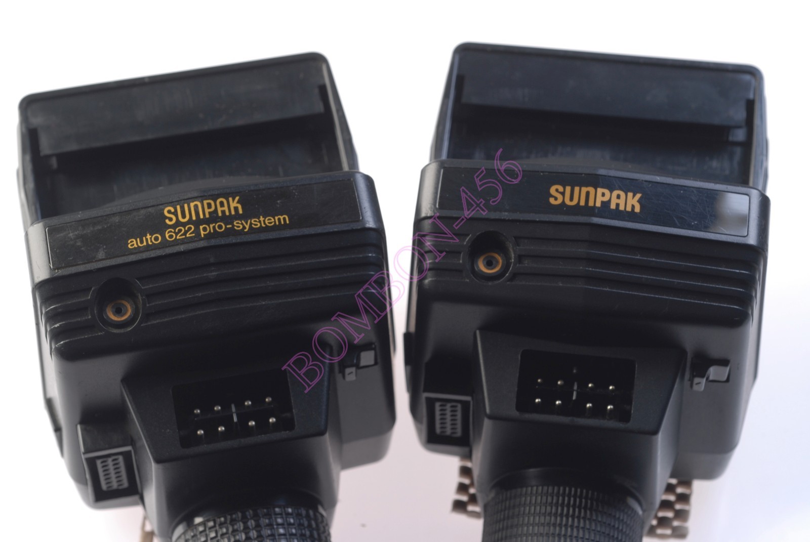 SUNPAK 622 PRO FLASH, GOOD WORKING CONDITION. TESTED. (X2 PRO FLASHES)