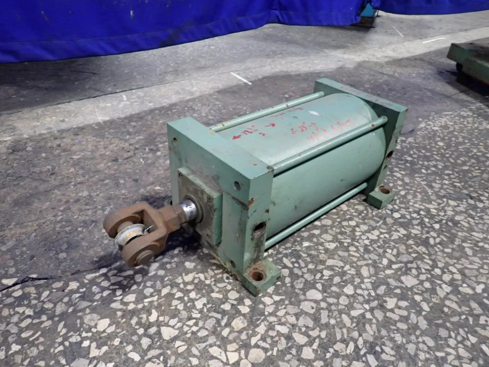 PNEUMATIC CYLINDER 02260730017