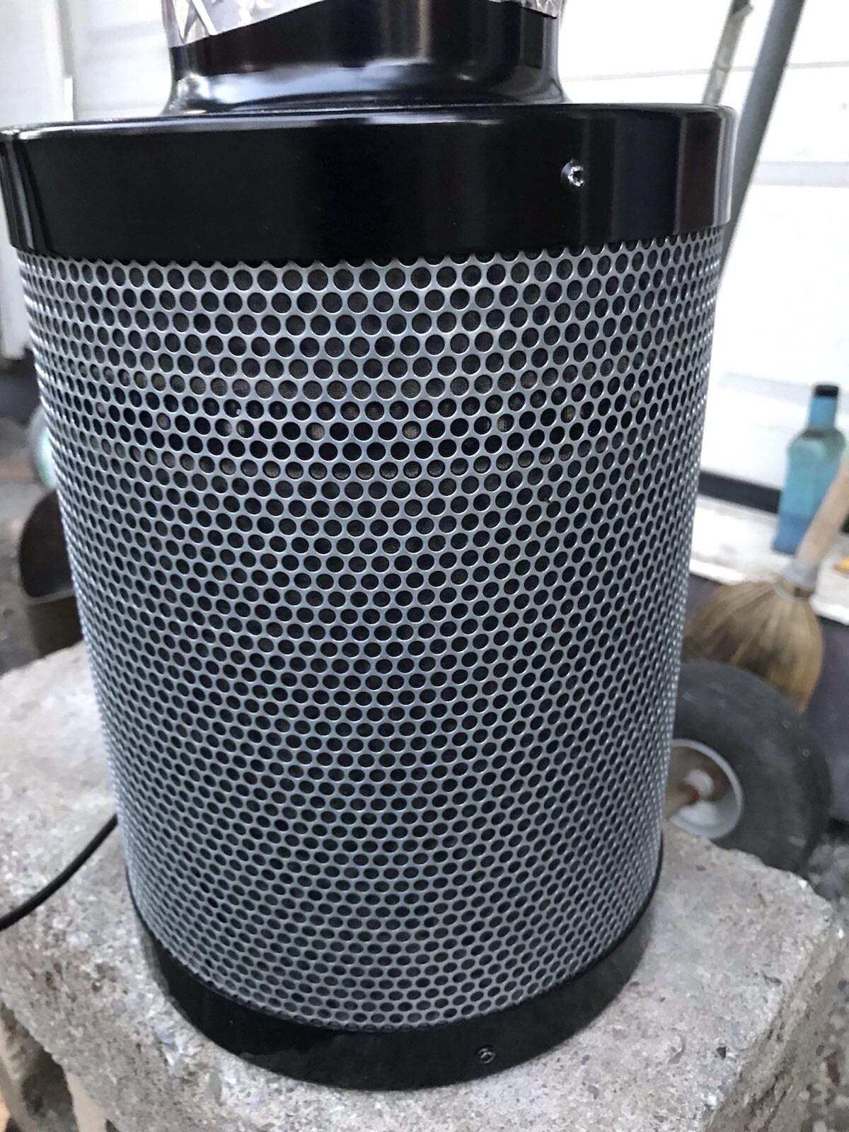 Carbon filter with 4” 195cfm in-line fan