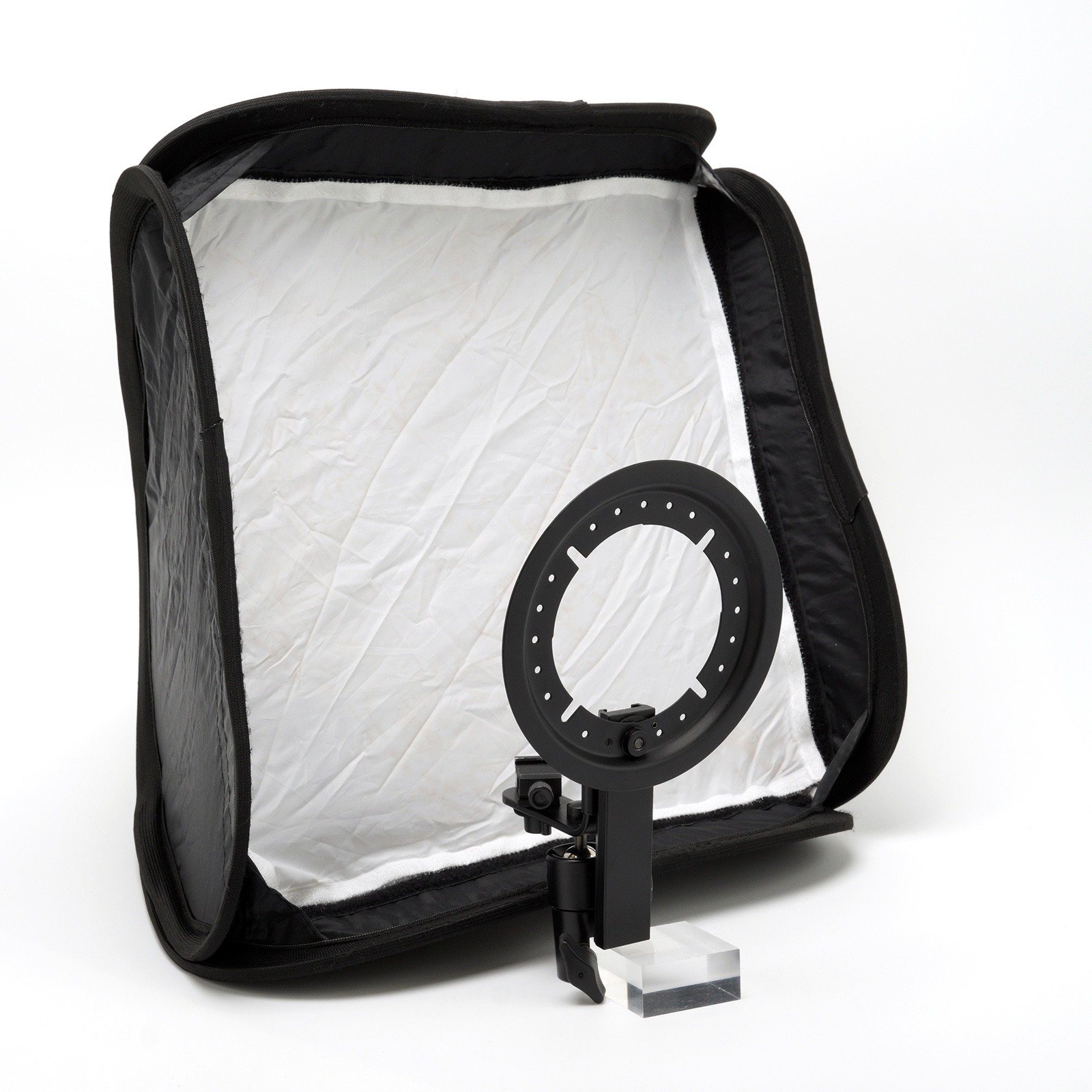 Cheetah Stand QBox Softbox 21"x23"