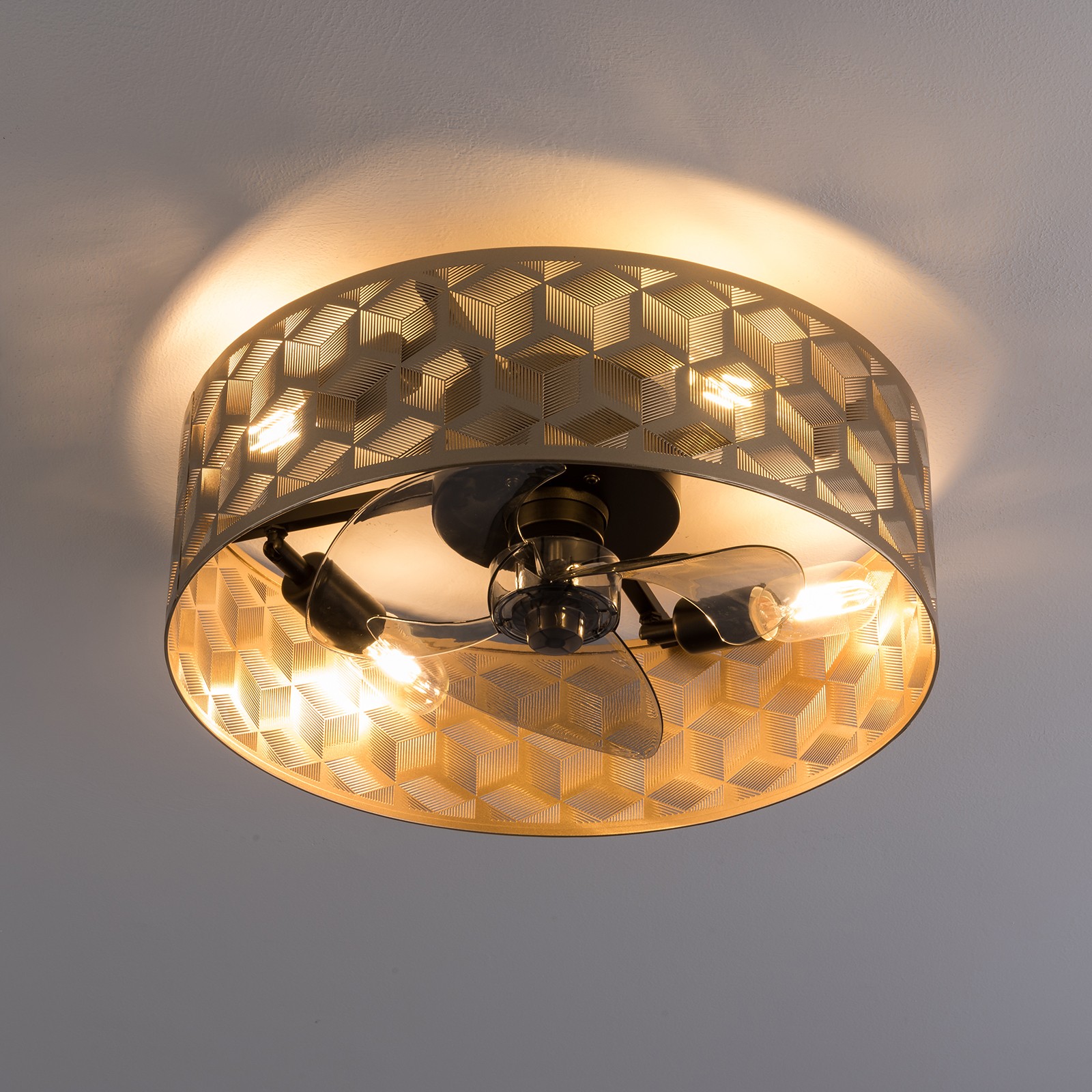 Modern Round Low Profile Ceiling Fan Light with Remote Control – 18" Indoor