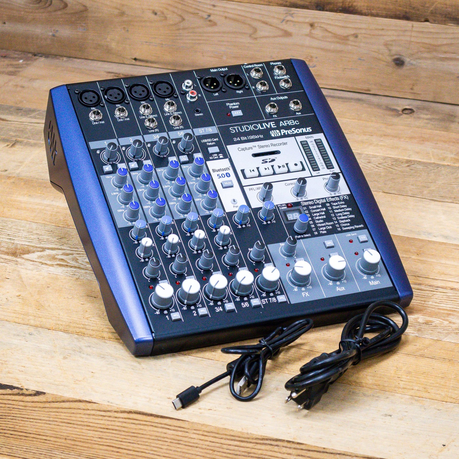 B-Stock PreSonus StudioLive AR8c Mixer and Audio Interface with Effects