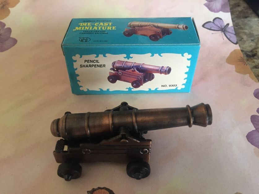 Antique Finished Miniature DIE-CAST METAL CANNON PENCIL SHARPENER with Box