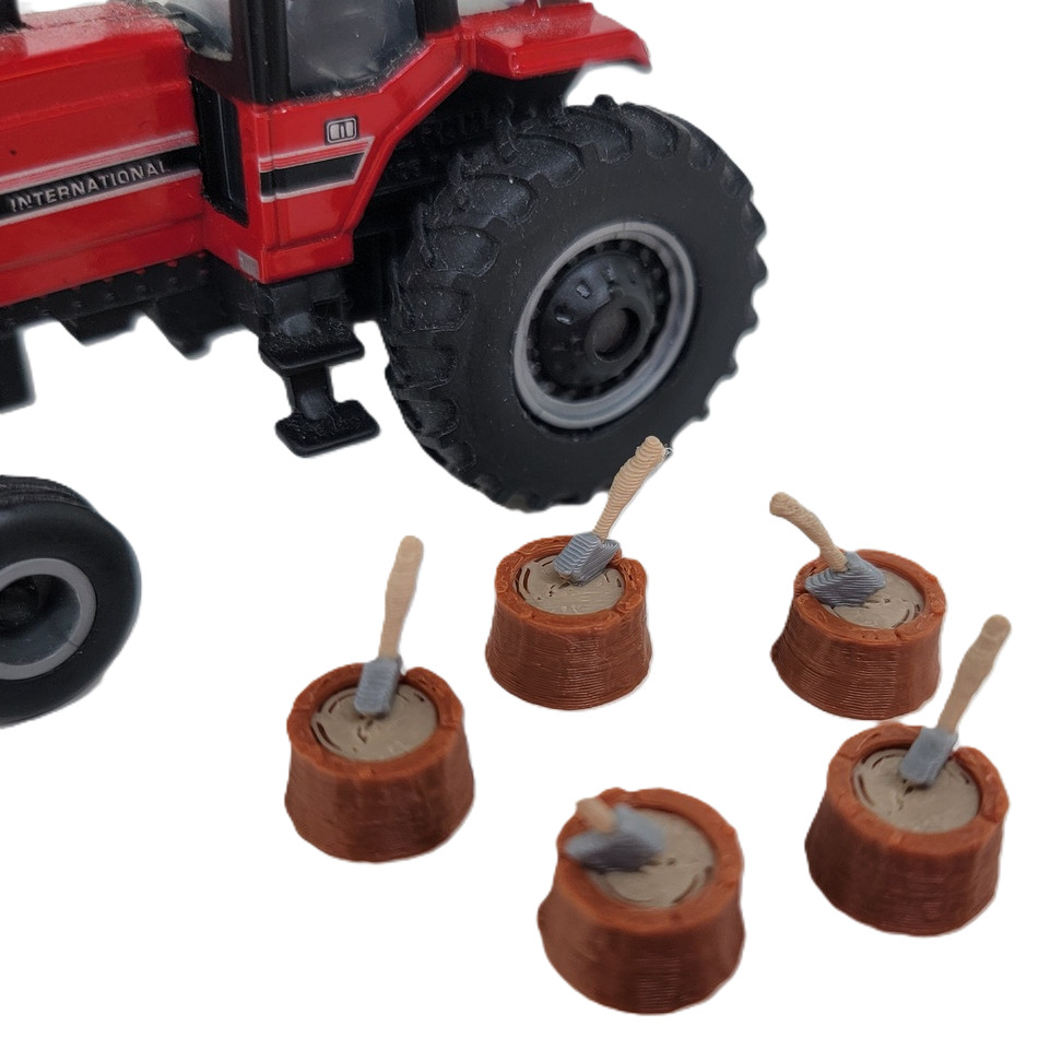 1/64 Axe on a Stump, 5 Pack, 3D Printed - RWM60003-064