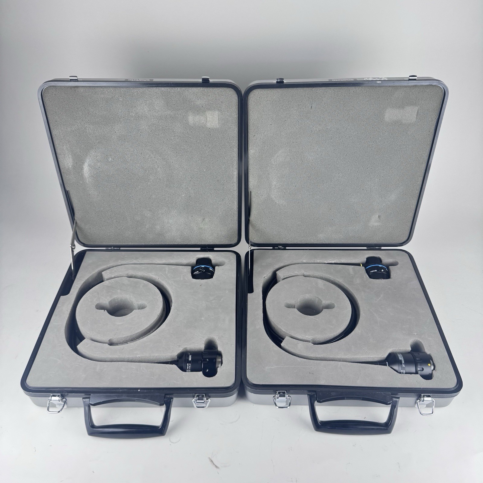 Olympus Optical OVC-100 Fiberscope Videoscope Converter EVIS W/ Hard Case Lot