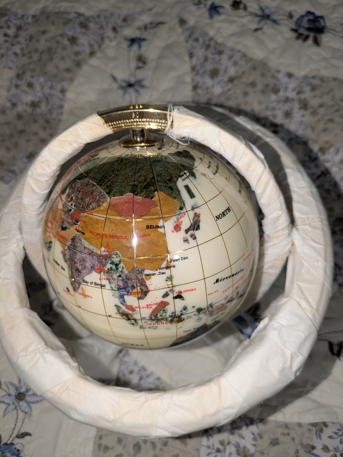 2007 Alexander Kalifano Gemstone Tabletop Globe Rotating Gold Base 14" Diameter