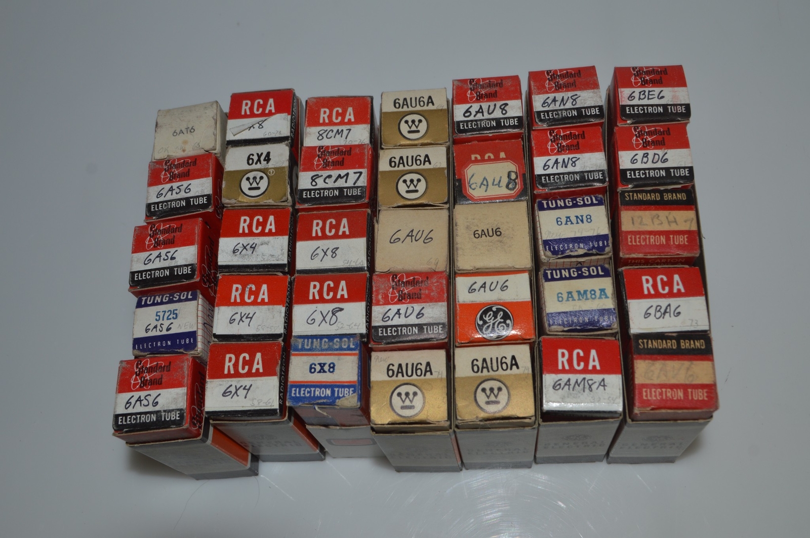 RCA, GENERAL ELECTRIC, TUNG-SOL & OTHER ELECTRON TUBES LOT (VMH73)