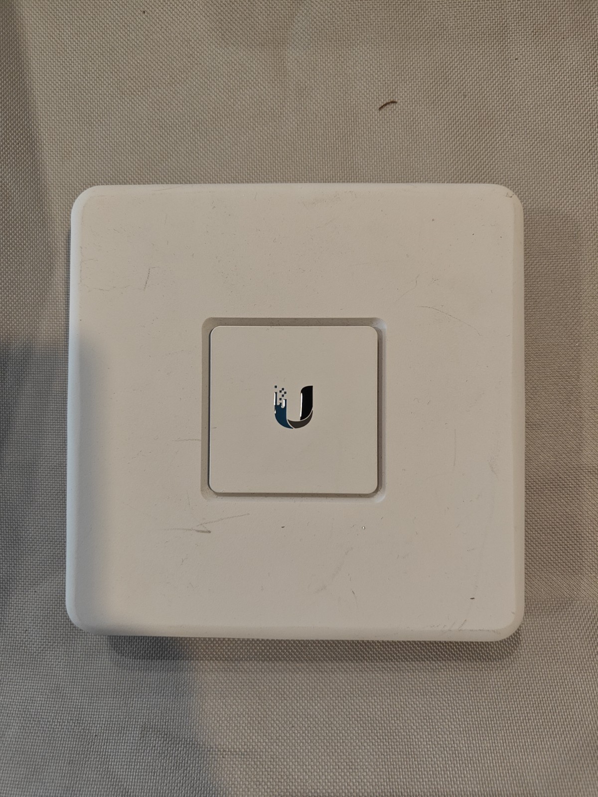 Ubiquiti Networks UniFi Security Gateway White (USG)