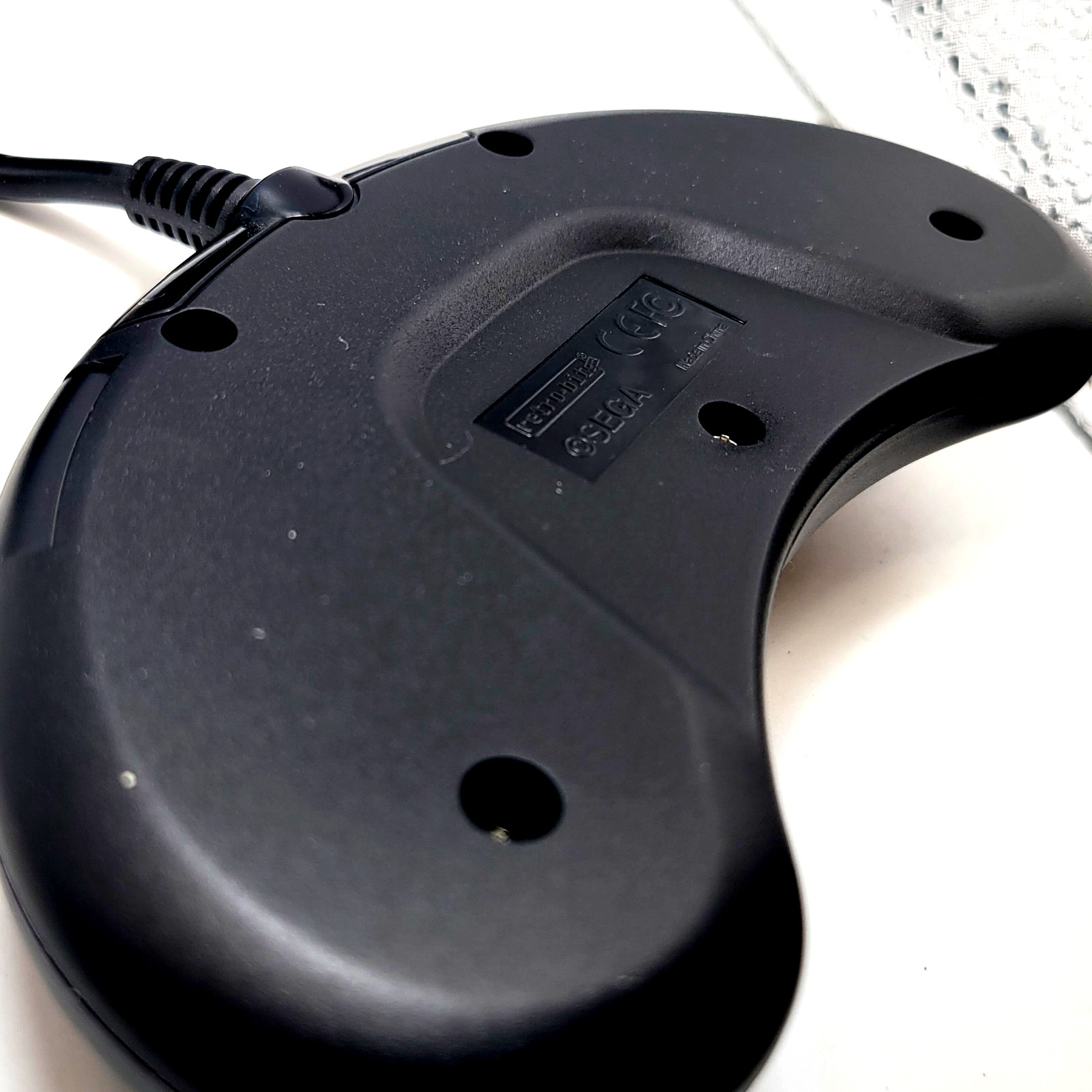 Retro-Bit Official Sega Genesis Controller 6-Button Arcade Pad - Black