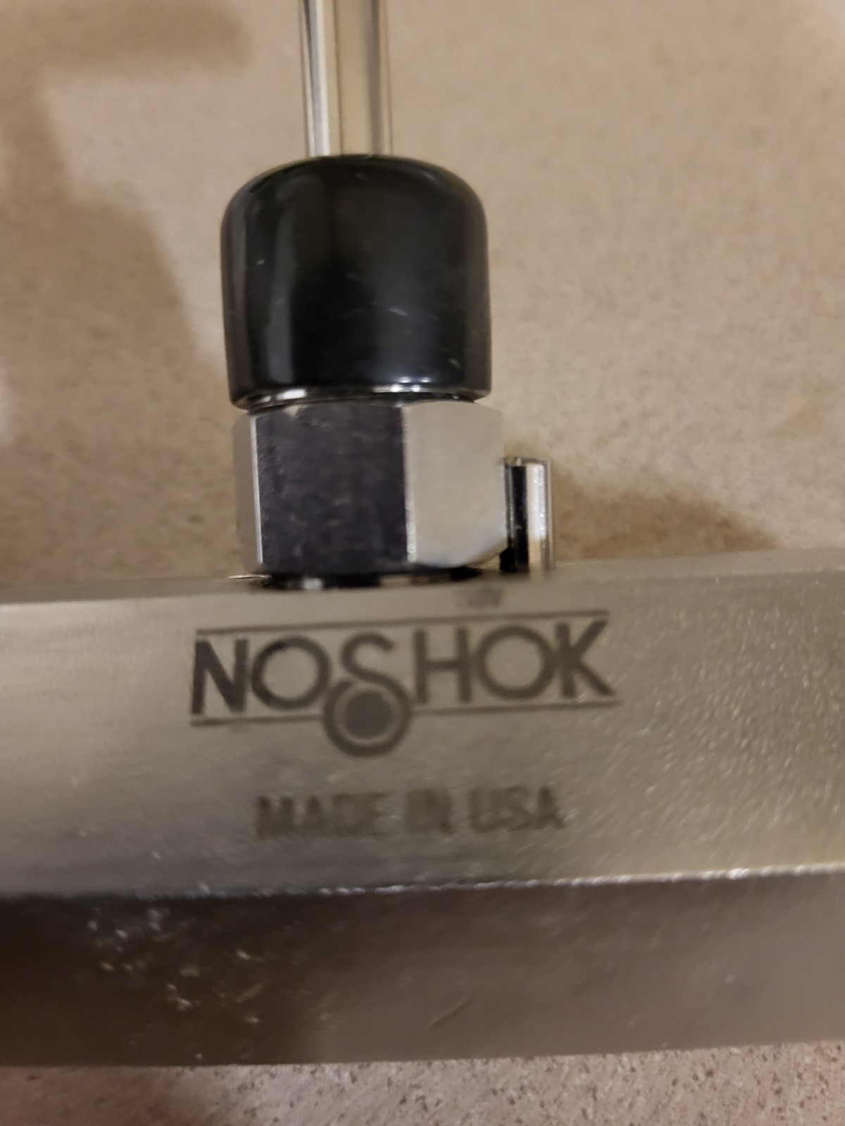 Noshok Valve 504-MFS. Qty2