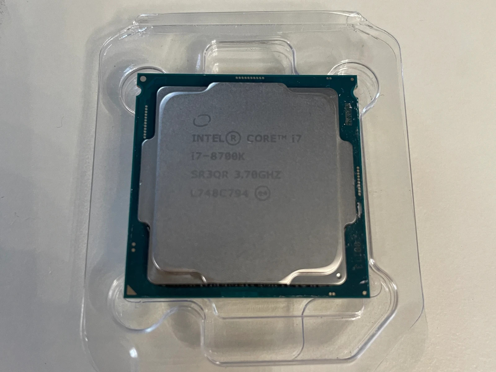 Intel Core i7-8700K CPU Processor 3.7GHz, 6 Cores,  SR3QR
