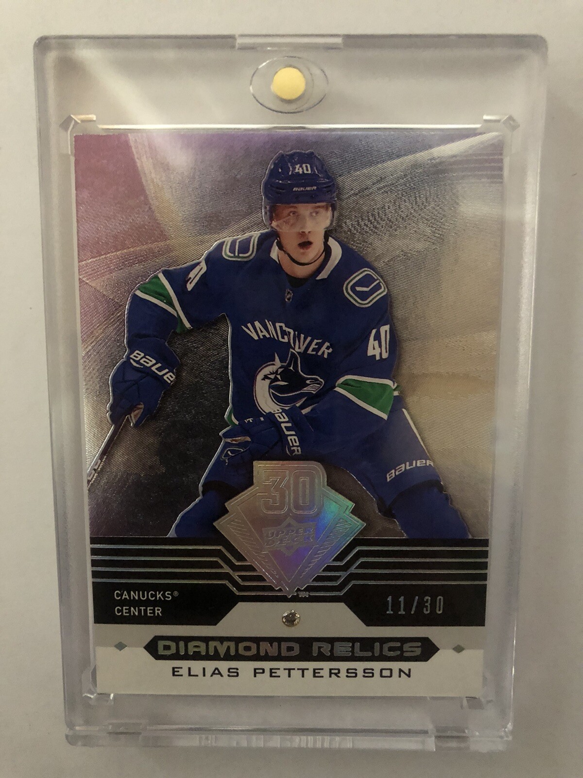 2019 UD 30th Anniversary - Elias Pettersson Diamond Relics Rookie 11/30 *RARE*