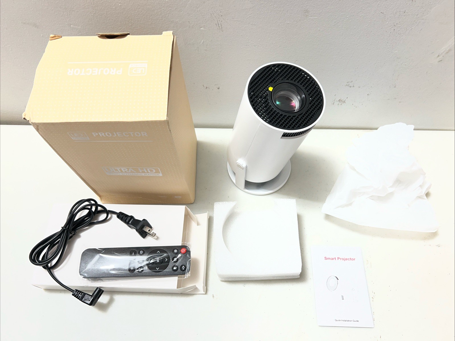 LED Source Ultra HD Multimedia Projector Mini Portable NEW OPEN BOX
