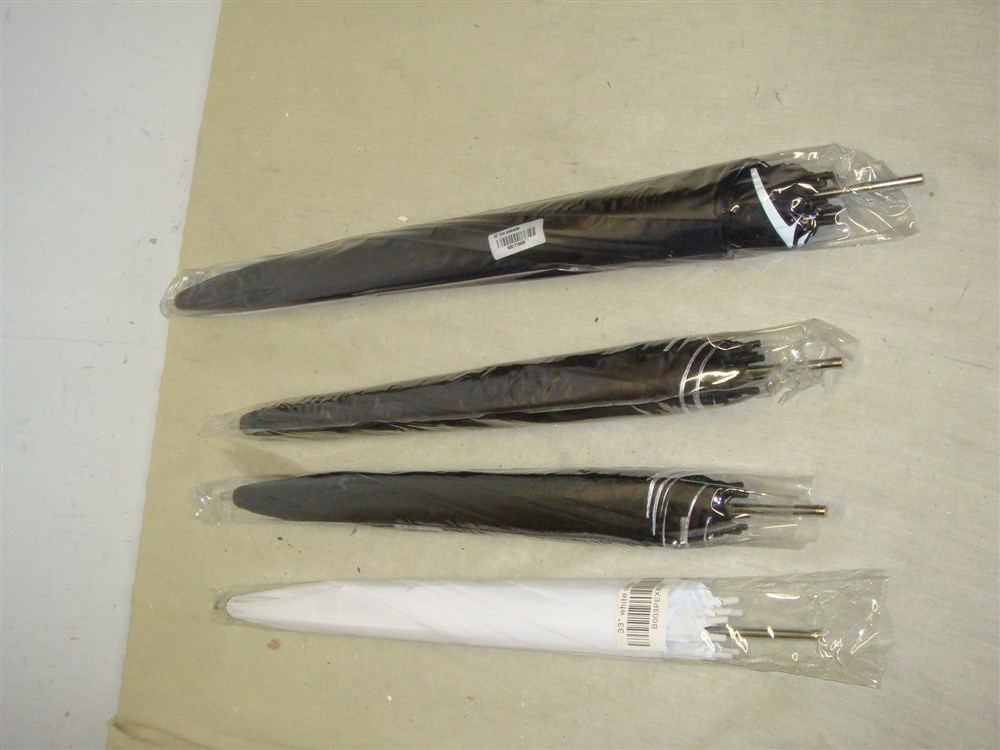 (4) COWBOYSTUDIO PHOTO UMBRELLA/REFLECTORS WHITE, BLACK/WHITE, BLACK/SILVER