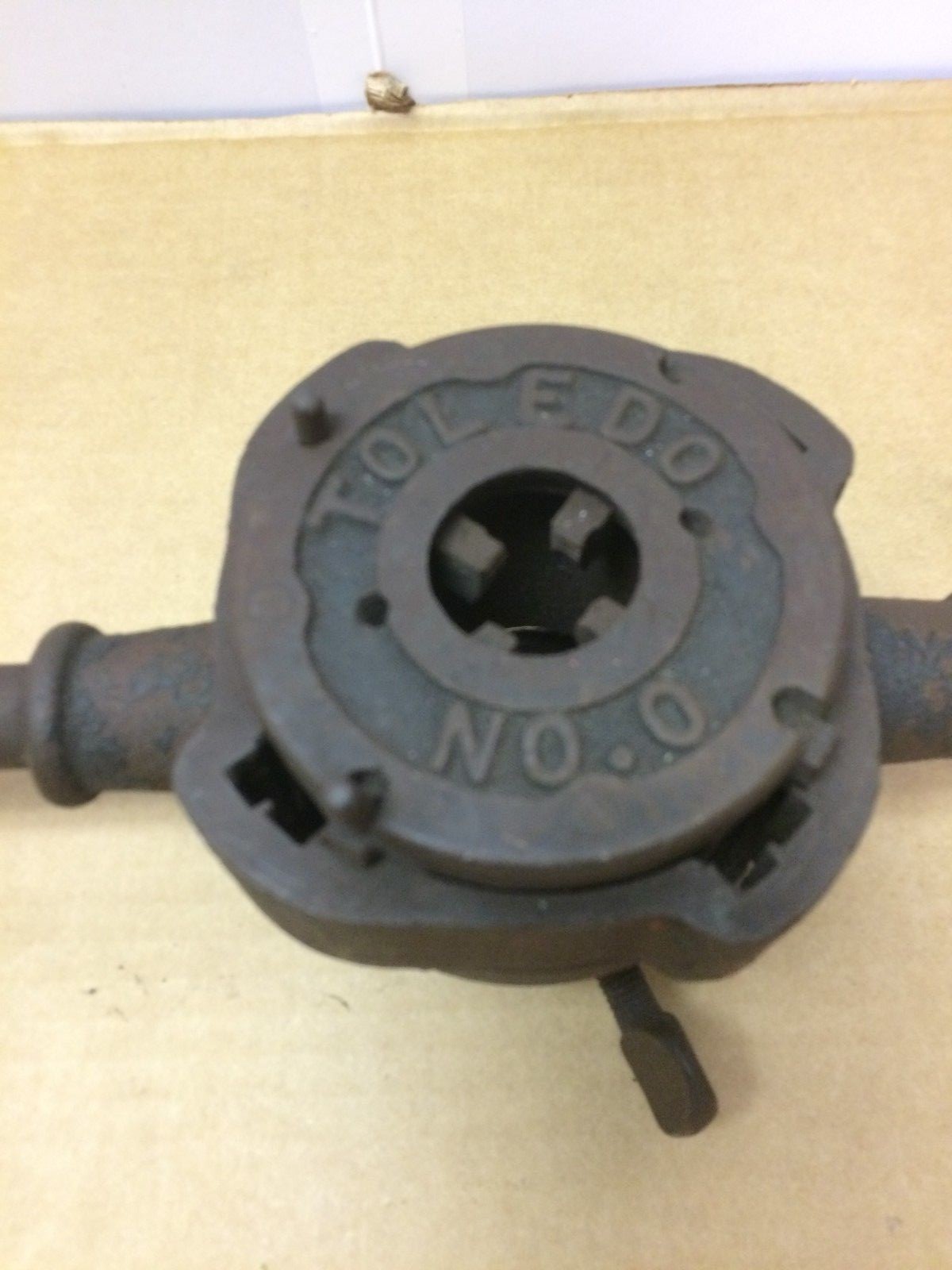 Toledo Pipe Threading Machine No. 0 Adjustable Die