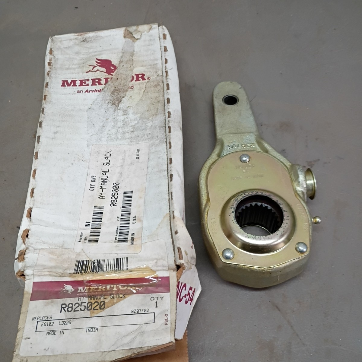 Meritor Slack Adjuster P/N: R825020