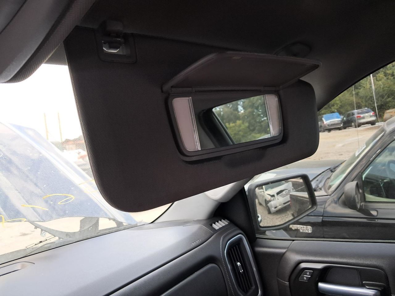 SIERRA150 2020 Glove Box 4786500