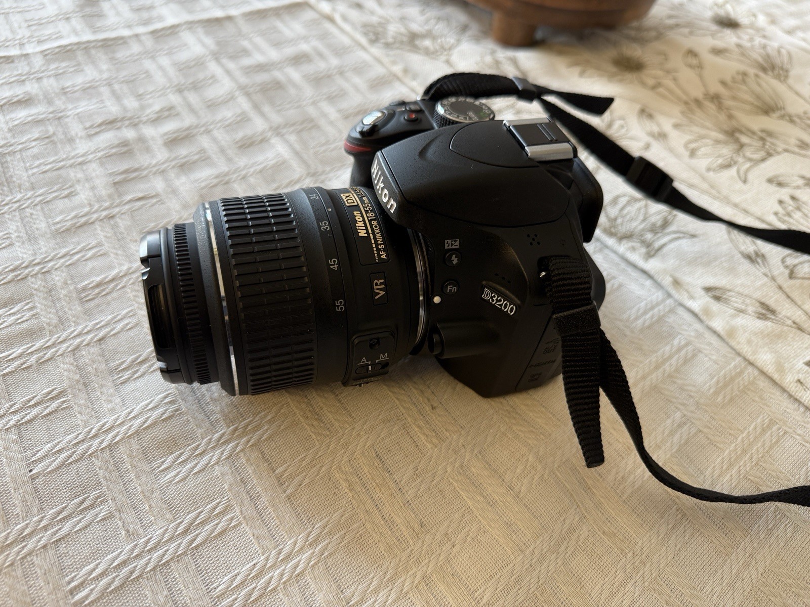 Nikon D3200 Camera with Nikon Lens, Accessories & Lowepro Bag Bundle