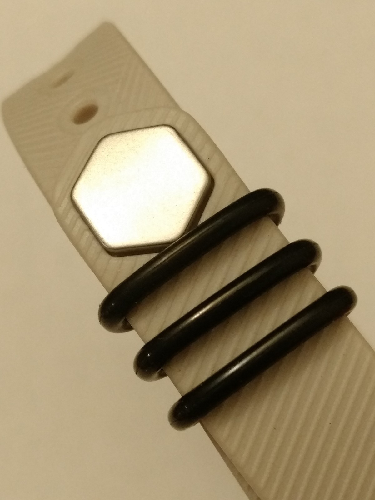 Fitbit "Flex 2" Clasp Problem Fix - Secure & Keep your Band (3 bands)