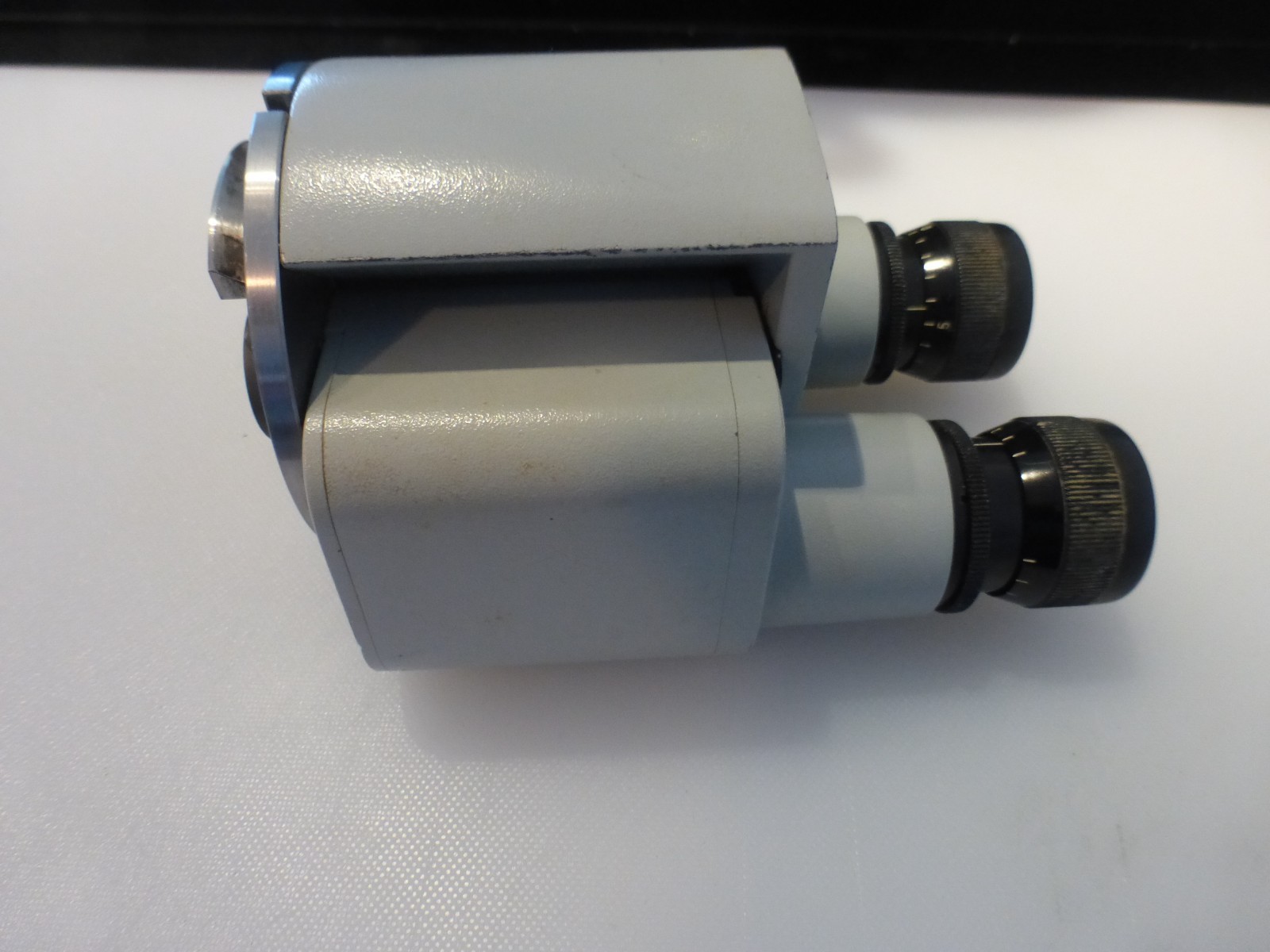 ZEISS f160 BINOCULAR WITH 20x EYEPIECES