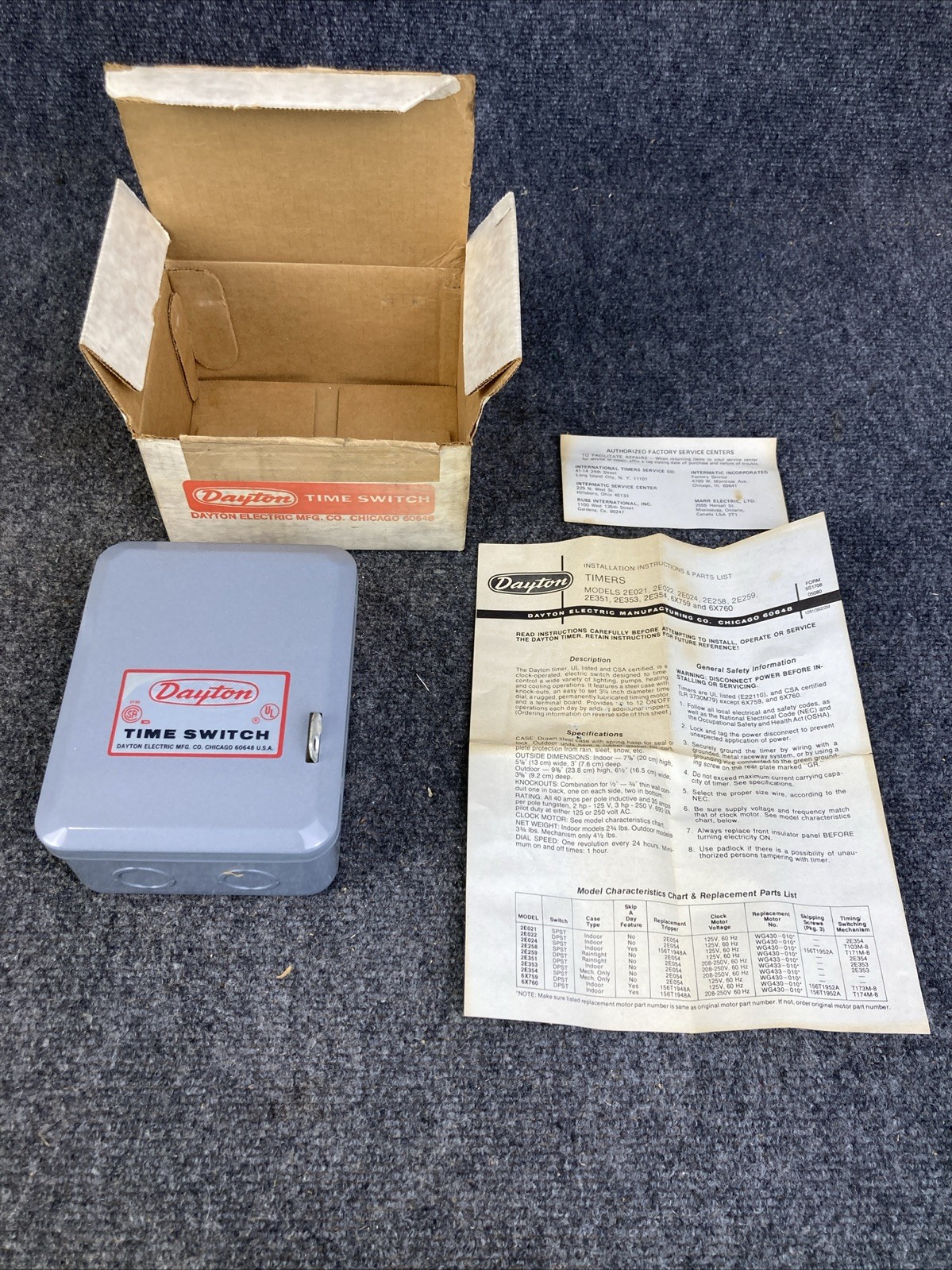 Vintage Dayton 24 Hour Time Switch 40 AMP 250V Sprinkler Control Model 2E351 NIB