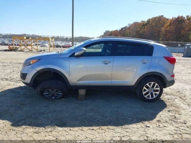 SPORTAGE 2015 Glove Box 4930998