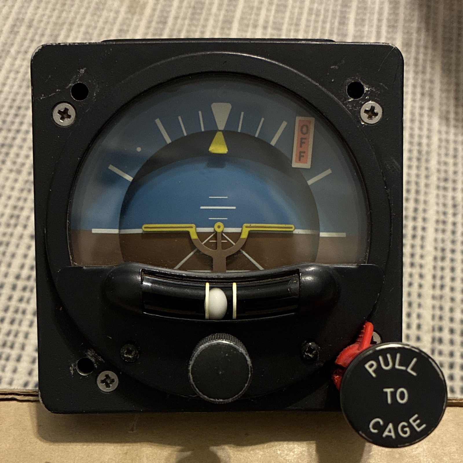 RC Allen Electric Attitude Indicator, RCA26AK-1