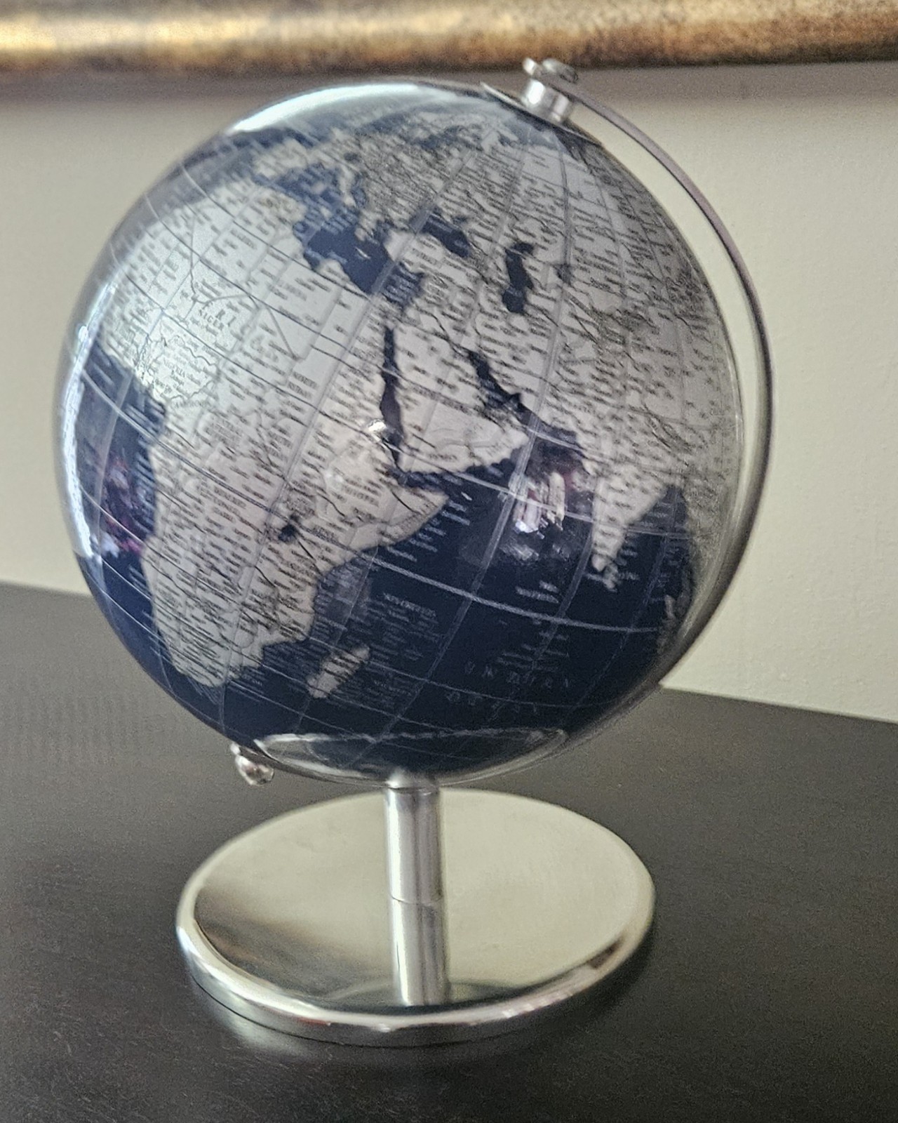 World Globe with Stainless steel Stand, 8inch Earth Modern Desktop Globe For Edu