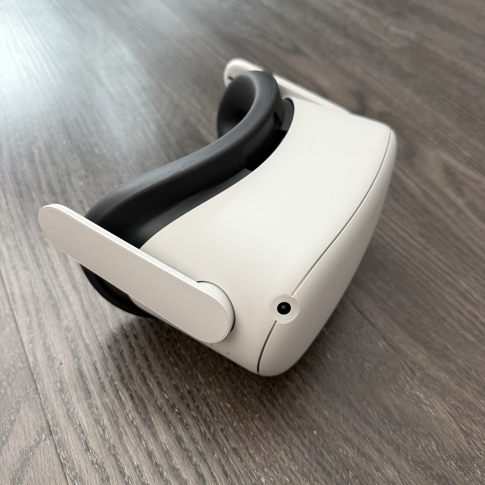 Meta Oculus Quest 2 64GB VR Headset ONLY Tested Working