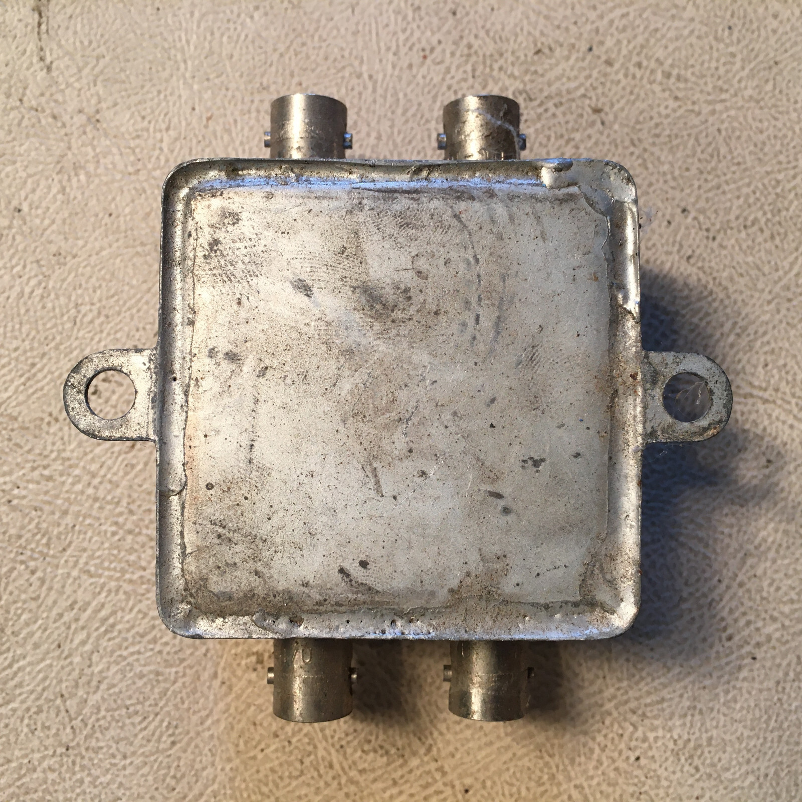 Antenna Development AD-9 Antenna Triplexer Splitter