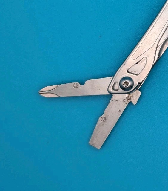LEATHERMAN WINGMAN MULTI-TOOL! FAST SHIPPING! *CARLISLE*