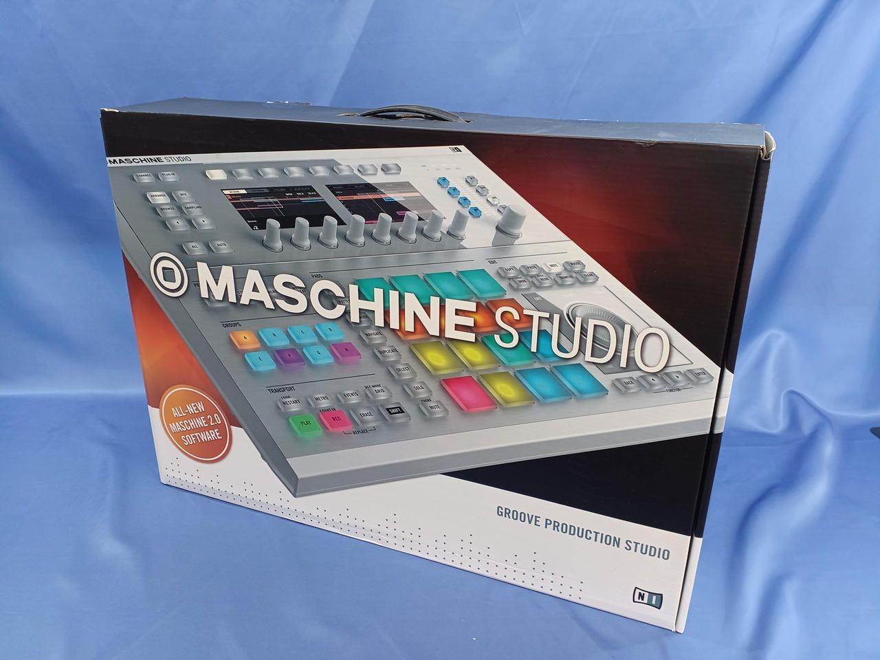NATIVE INSTRUMENTS Junk Groove Making System MASCHINE STUDIO Used