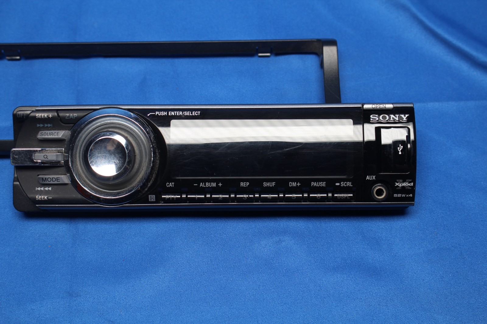 Sony CDX GT640UI   Faceplate