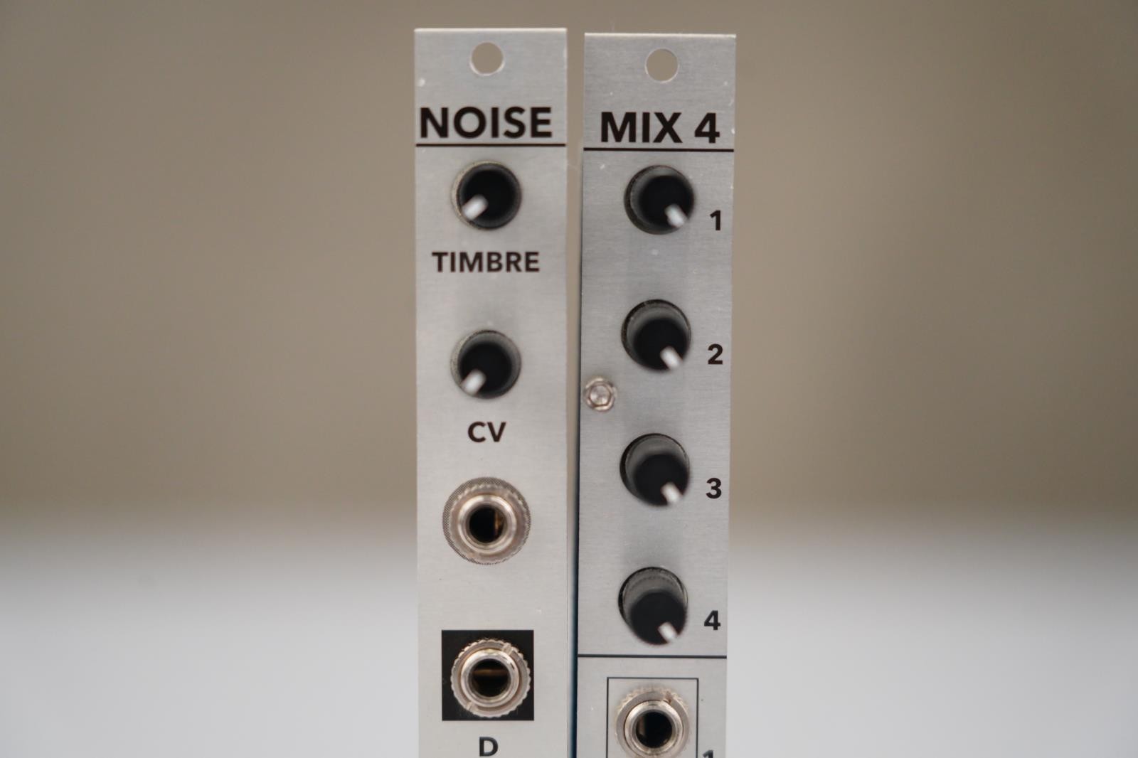 Malekko MIX 4 & NOISE Eurorack Modules w/ Patch Cables #58510