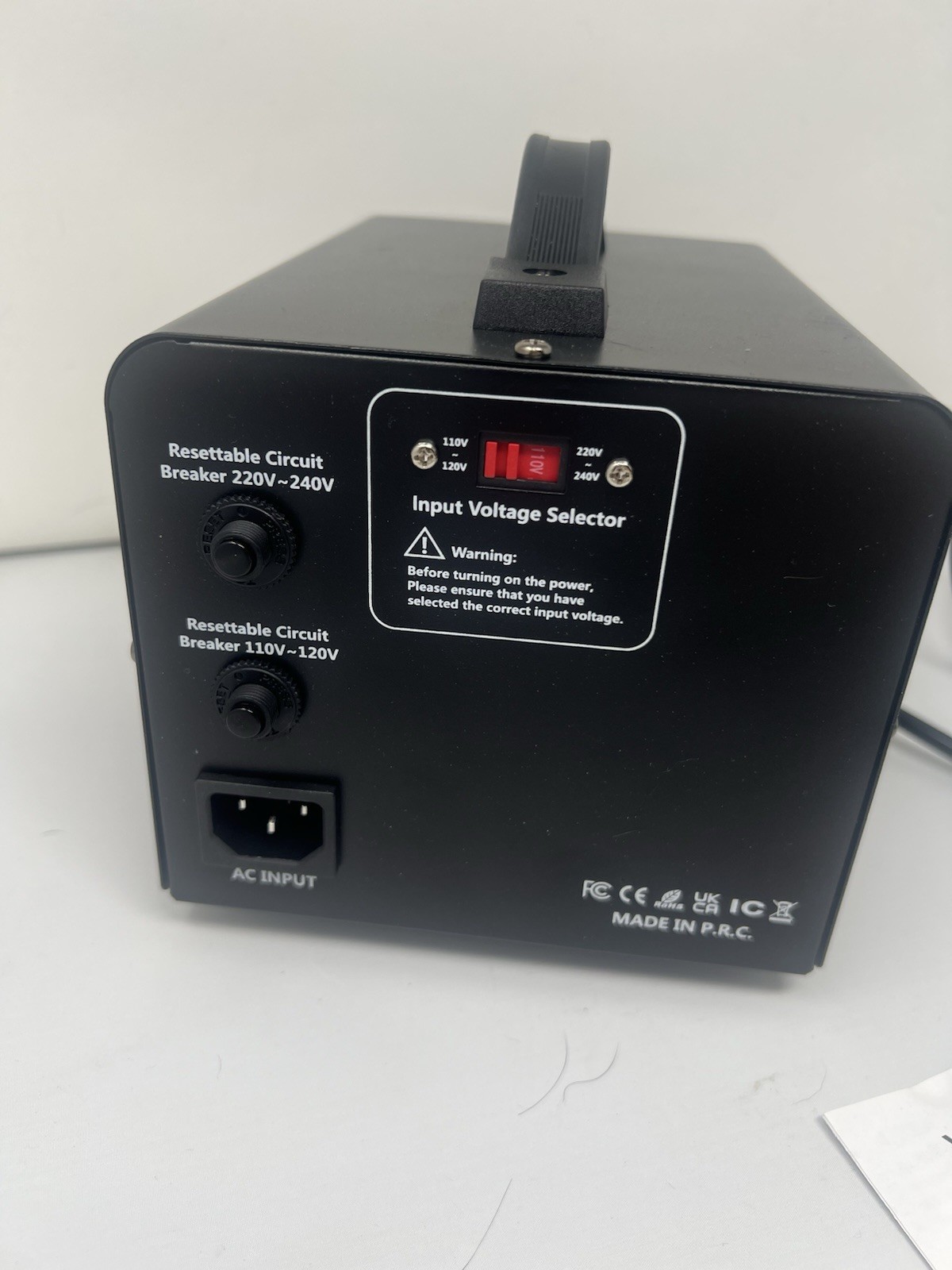 YINLEADER 2000W Voltage Converter Transformer Vtus-EU2000