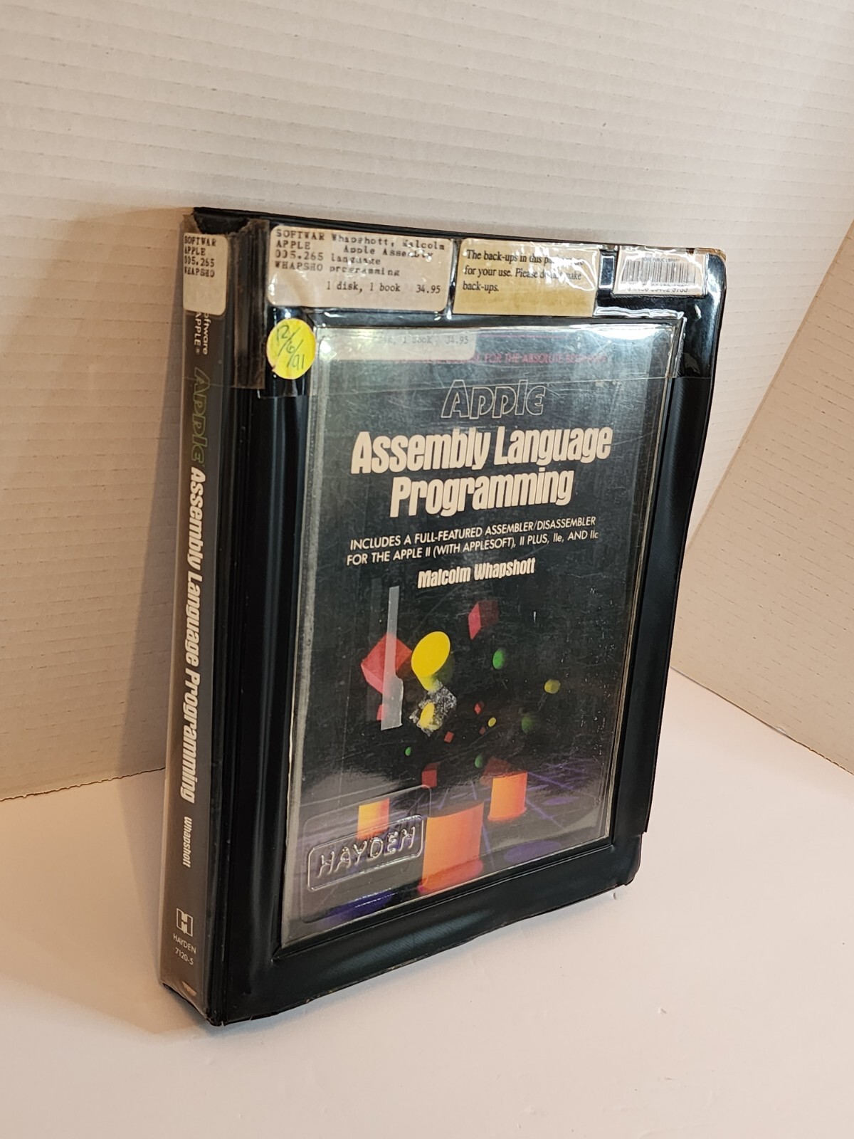 Apple Vintage 1984-Assembly Language Programming-Malcom Whapshott-W/Case & Disc