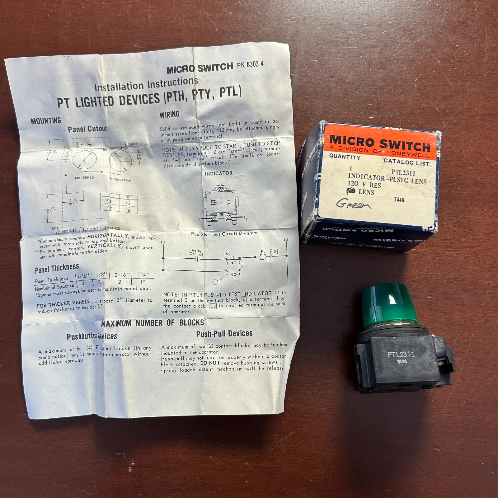 Honeywell Microswitch Micro Switch PTL2311 Pilot Light Indicator 120V Green NOS