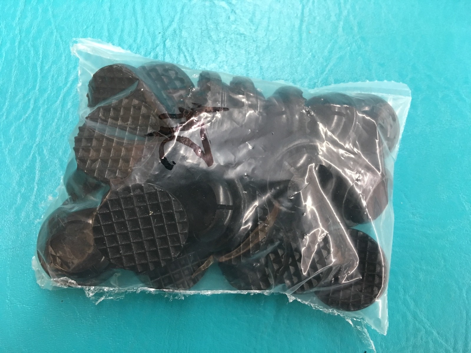 638B - 1" 24 pcs Wrought Iron Weld Cup Glide Fits a 1" Inside Diameter Black New