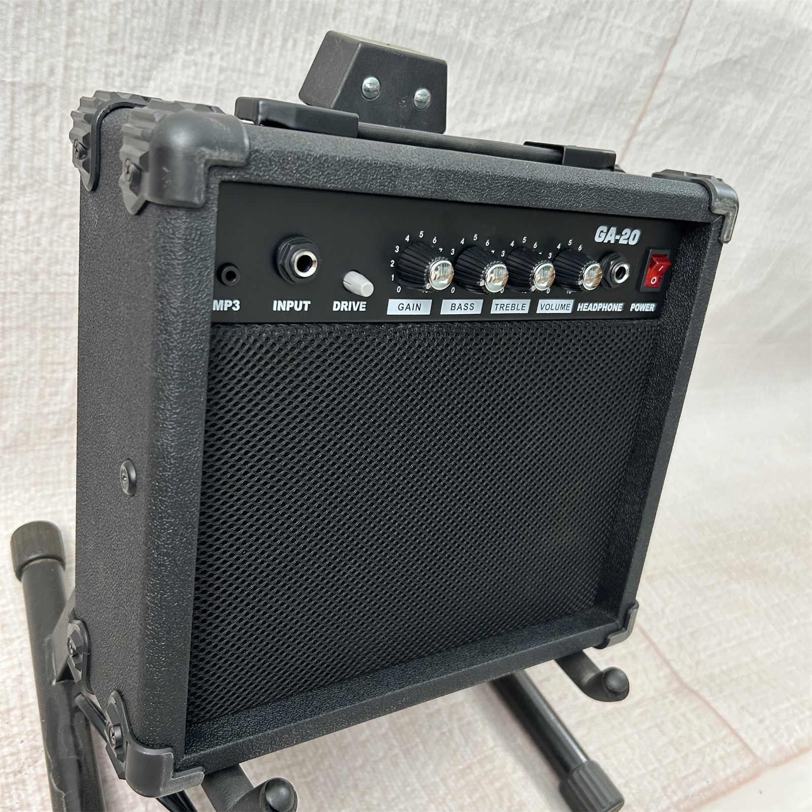 Electric Guitar Speaker 110v15 Watts Suitable for Guitar Bass USA Shipment